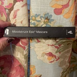 Younique moonstruck, epic mascara